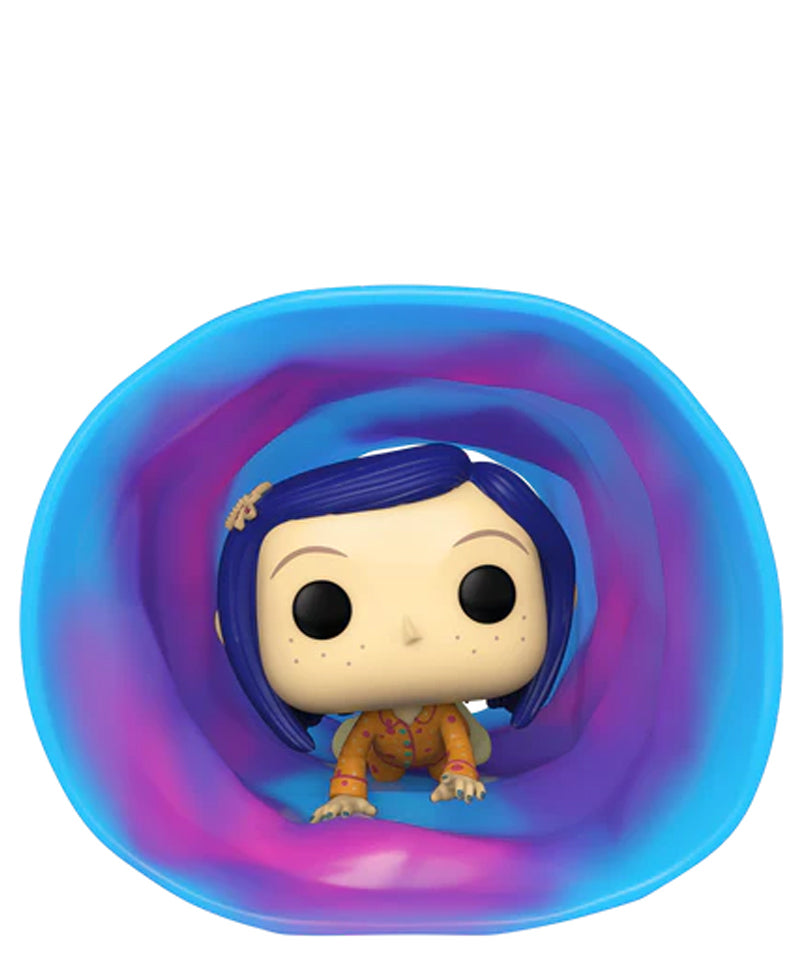 Coraline in Tunnel