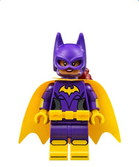 Batgirl - Minifigure, Dark Purple Suit, Yellow Cape, Open Mouth Smile / Concerned