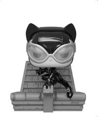 Catwoman (Jim Lee Deluxe) Damaged Box