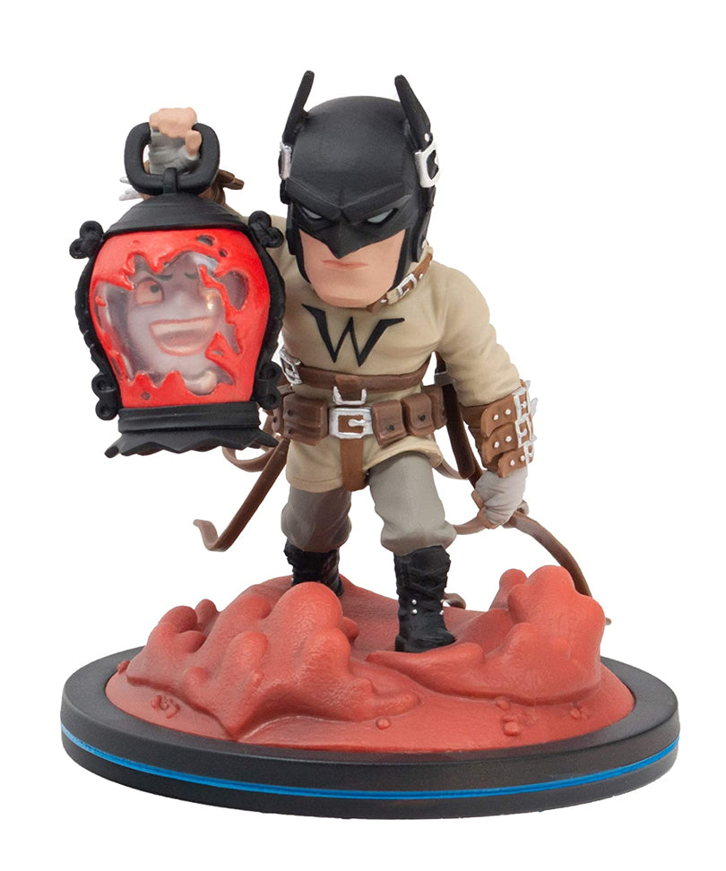 Figura Batman l'Ultimo Cavaliere sull'Elite della Terra Q-Fig DC Comics