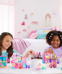 Mini Barbieland - Set con Veicolo e Bambola da 3,8 Cm, Barca dei Sogni con Effetto Cambia Colore