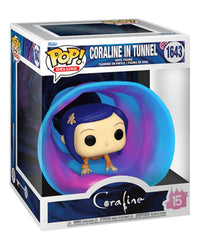 Coraline in Tunnel