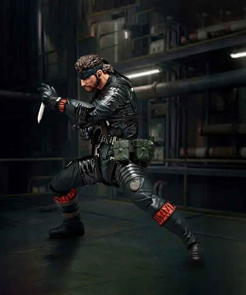 Revoltech A.y. Metal Gear Solid Delta Naked Snake Sneaking Suit Ver Action Figure