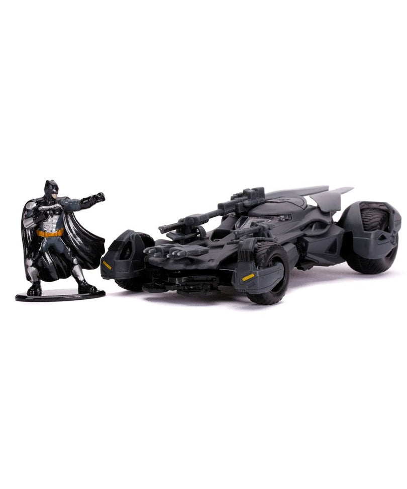 Batmobile con Figure di Batman Justice League Hollywood Rides Diecast Model 1/32