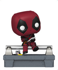 Deadpool on Bridge (Deluxe)