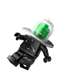Fan in costume di disco volante