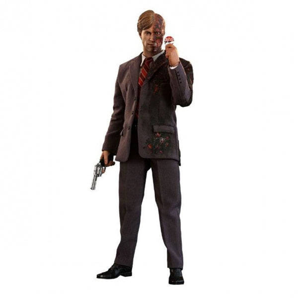 Hot Toys – Two-Face / Harvey Dent 1/6 Scale Figure (The Dark Knight)