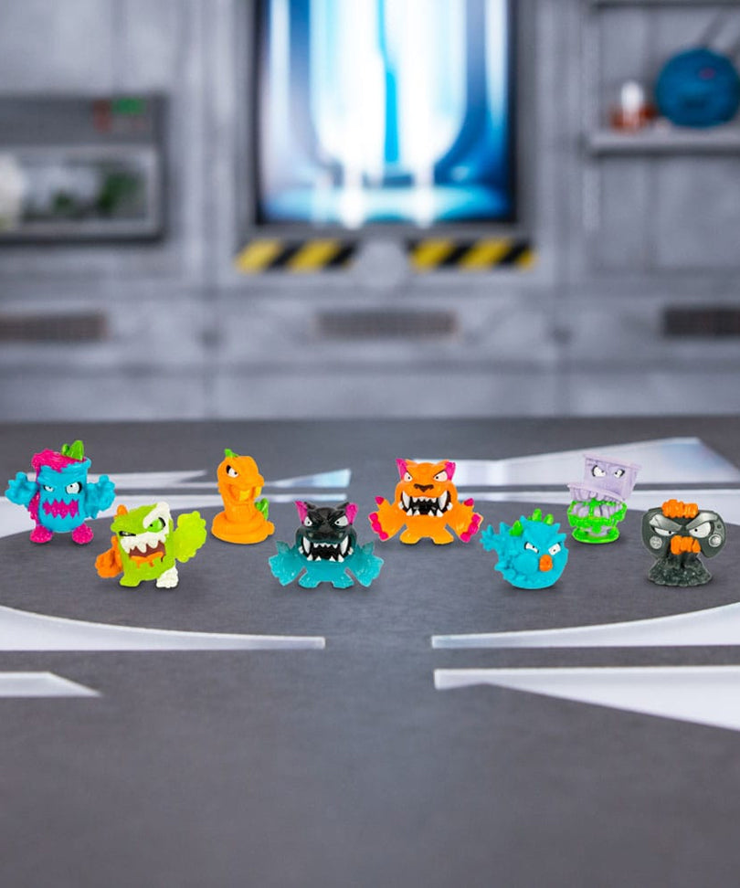 Mr. Beast Lab Swarms Figures 12-Pack 3 cm
