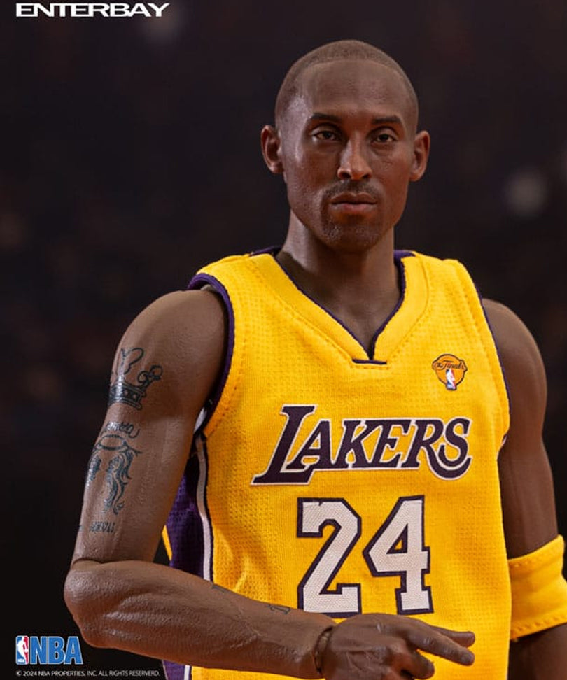 NBA Masterpiece Collection: Limited Edition 1/6 Kobe Bryant Action Figure - 30 cm (242010)