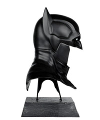 Dc Direct Batman: Noel Cowl 1:3 Prop Replica