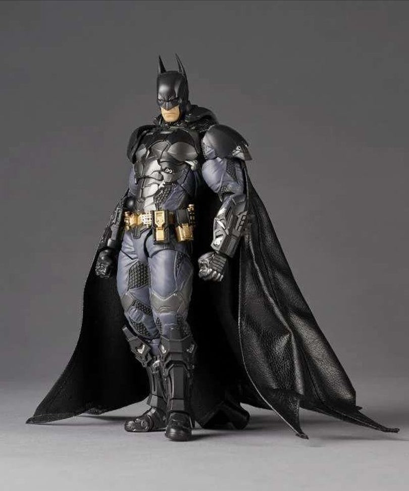 Revoltech A.Y. Dc Comics Batman Arkham Knight Action Figure