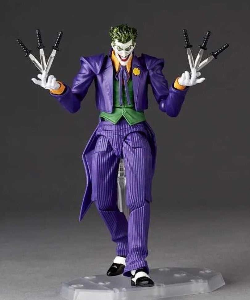 Revoltech A.Y. Dc Comics Joker Ver. 1.5 Action Figure