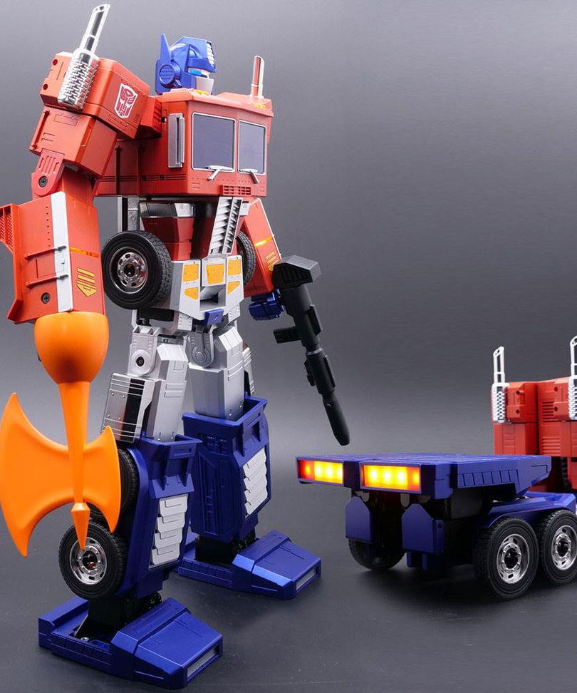 Robosen Transformers Interactive Auto-Converting Robot Optimus Prime 48 cm